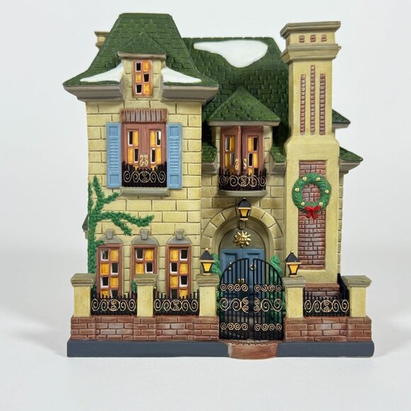 Dept 56 Garden Gate House 58915 Christmas in the City Lighted Village - Picture 6 of 12